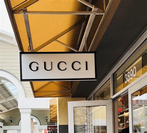 calzamaglie gucci|Outlet store: Gucci, Livermore Premium Outlets (Paragon Outlets .